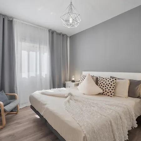 4 Omanai Tenerife Sur *